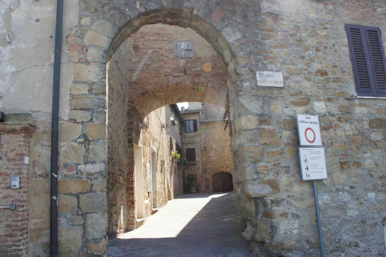 Villa Borgo La Fungaia Gambassi Terme Kültér fotó