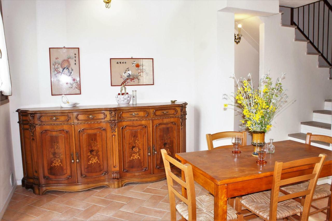Villa Borgo La Fungaia Gambassi Terme Kültér fotó