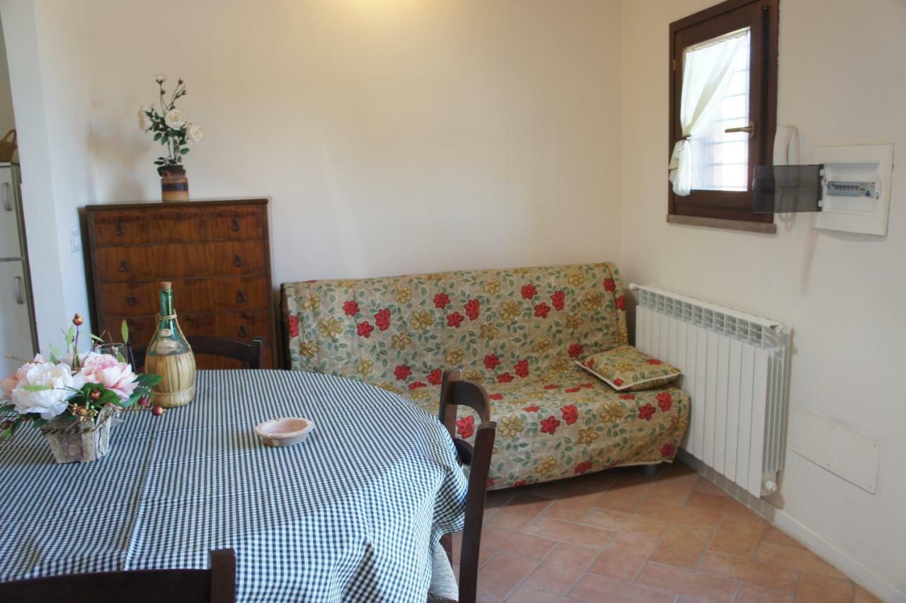 Villa Borgo La Fungaia Gambassi Terme Kültér fotó