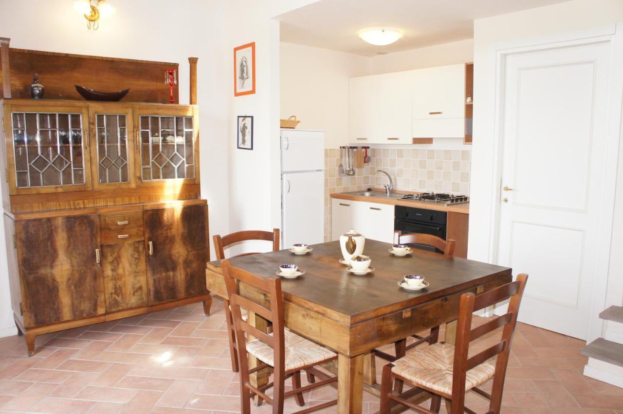 Villa Borgo La Fungaia Gambassi Terme Kültér fotó